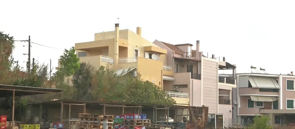Λαύριο: Σοκάρουν οι μαρτυρίες για τον 32χρονο που εισέβαλε στο σπίτι της πρώην του – Απειλούσε ότι θ