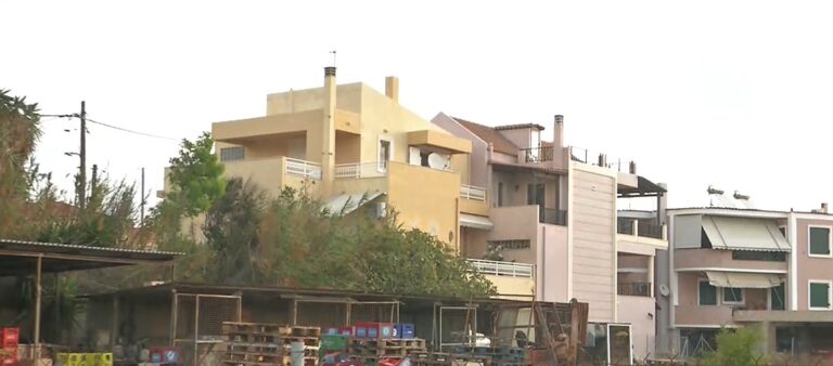 Λαύριο: Σοκάρουν οι μαρτυρίες για τον 32χρονο που εισέβαλε στο σπίτι της πρώην του – Απειλούσε ότι θα της λιώσει το κεφάλι