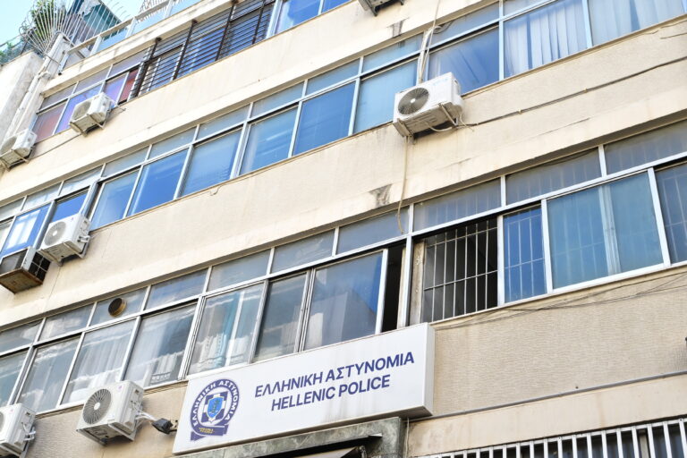 Υπόθεση Μαζωνάκη: Ανοίγεται αυτή την ώρα το χρηματοκιβώτιό του στο ΑΤ Κυψέλης