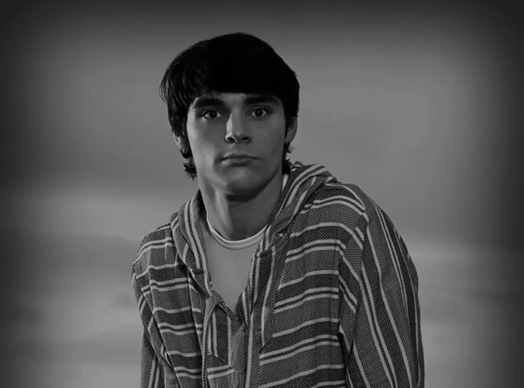 RJ Mitte: Ραγίζουν καρδιές τα μηνύματα των συμπρωταγωνιστών του από το Breaking Bad για τον θάνατο τ