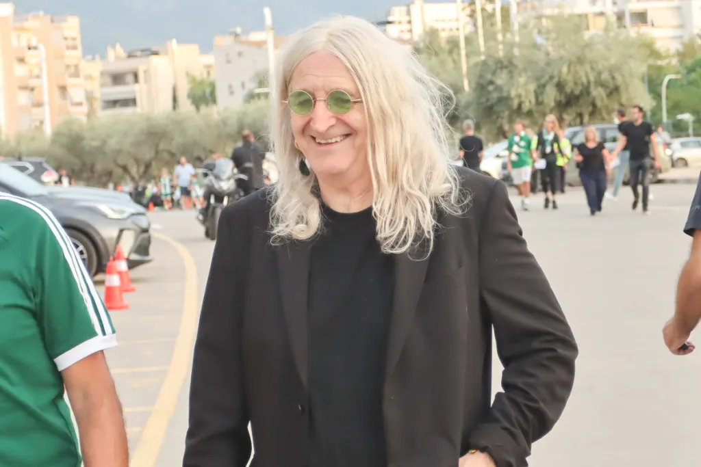 Νίκος Καρβέλας: Το σημείο της νέας ανακοίνωσης που ανάβει φωτιές – Τι θα συμβεί με τα τραγούδια της 