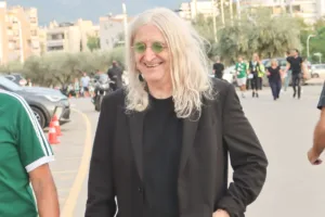 Νίκος Καρβέλας: Το σημείο της νέας ανακοίνωσης που ανάβει φωτιές – Τι θα συμβεί με τα τραγούδια της