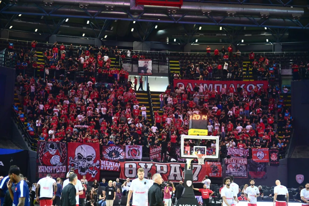 Ολυμπιακός: Ανακοίνωση Θύρα 7 για Sunel Arena – «Κανείς δεν μπορεί να κόψει το γήπεδο σε κανέν