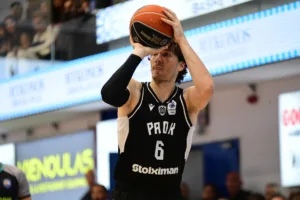 Λυτρωτής ο Όσμαν για τον ΠΑΟΚ, 88-85 τη Μύκονο