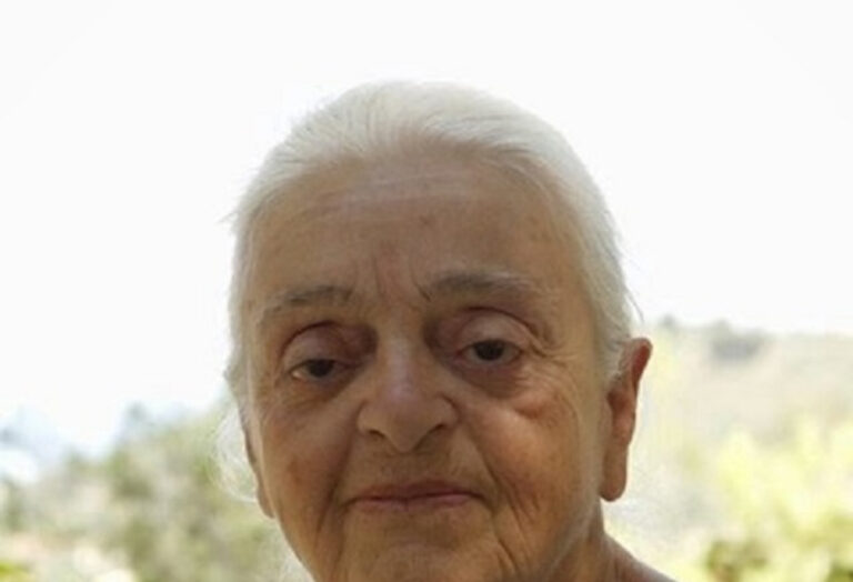 Πέθανε σε ηλικία 100 ετών η σπουδαία ζωγράφος Μαρία Ρουσέα