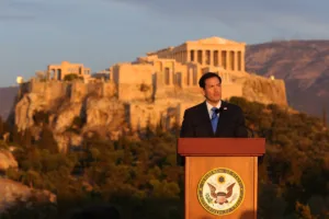Η ακτινογραφία της ομιλίας του Ρούμπιο στην Πνύκα από Bloomberg και Washington Post