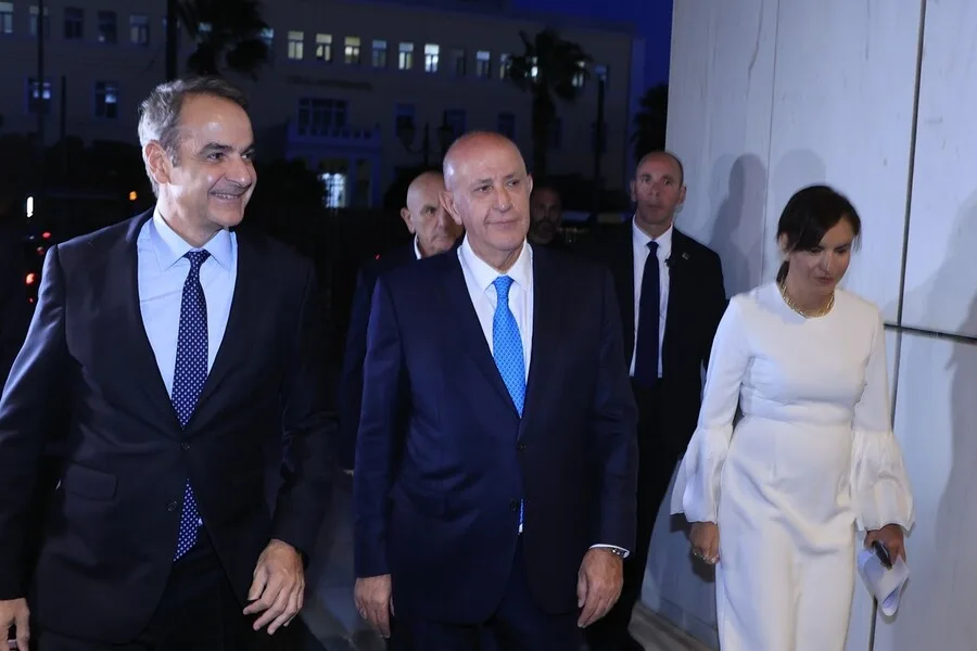 Εσωτερική εικόνα άρθρου
