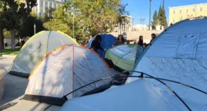 Σκηνές στην πλατεία Συντάγματος από φοιτητές – Αύριο 21/10 το πανεκπαιδευτικό συλλαλητήριο