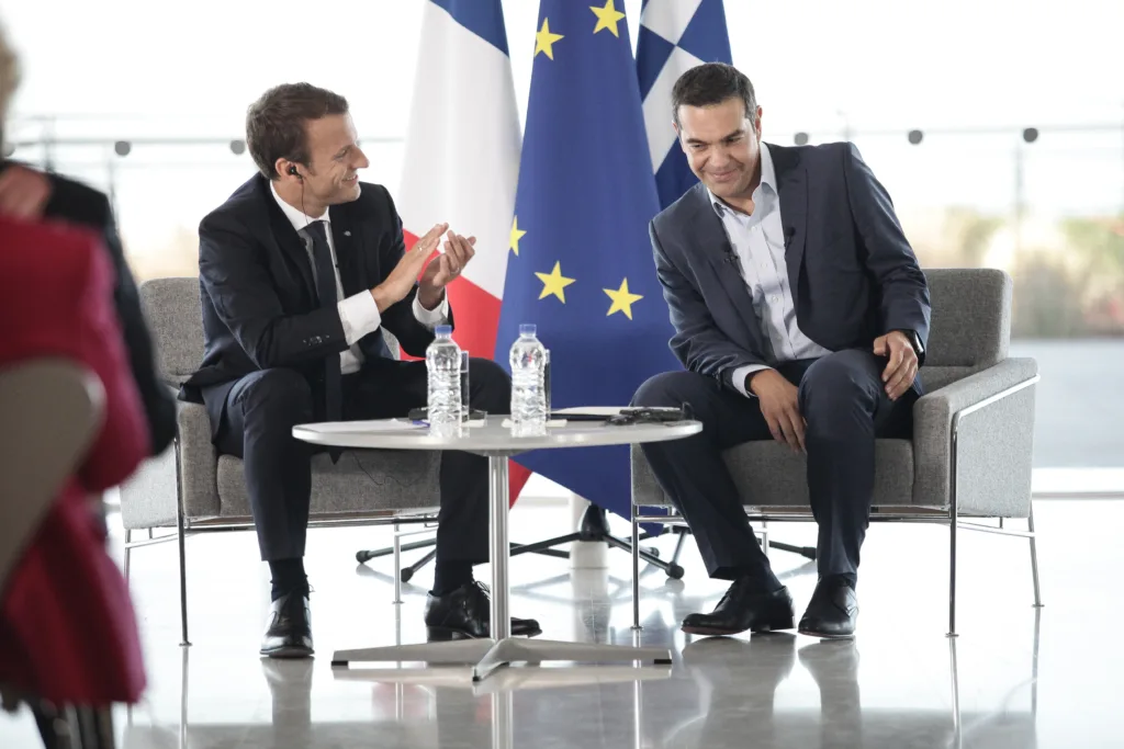 Αλέξης Τσίπρας: Η «στροφή 360 μοιρών» για Μακρόν, το χάιδεμα στον Λαμπρινίδη και η αμνησία για τους