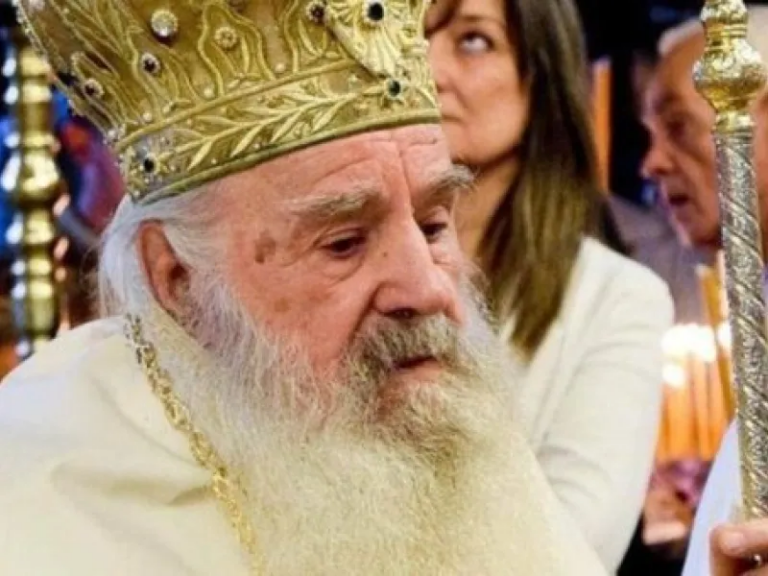 Παραιτήθηκε ο μητροπολίτης Μηθύμνης Χρυσόστομος