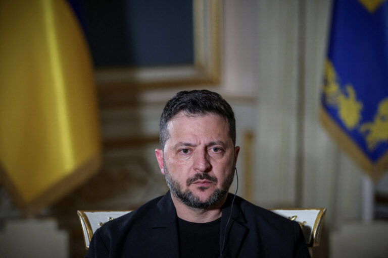 Ρωσικό σφυροκόπημα στο Κίεβο με ισχυρές εκρήξεις και 17 νεκρούς: «Αυτό είναι το ευχαριστώ τους» λέει ο Ζελένσκι